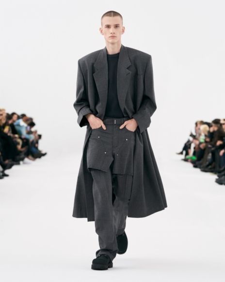 Givenchy Fall & Winter 2020 men's ready to wear collection - Numéro  Netherlands