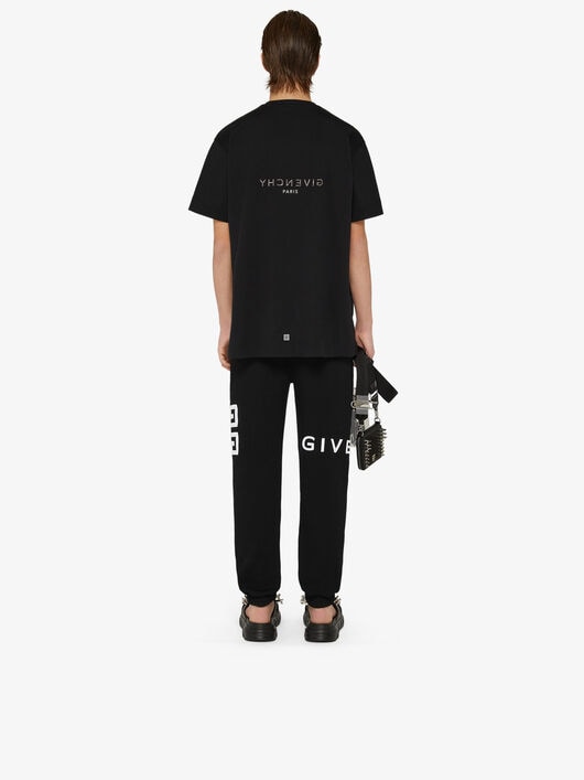 GIVENCHY Reverse oversized t-shirt | GIVENCHY Paris