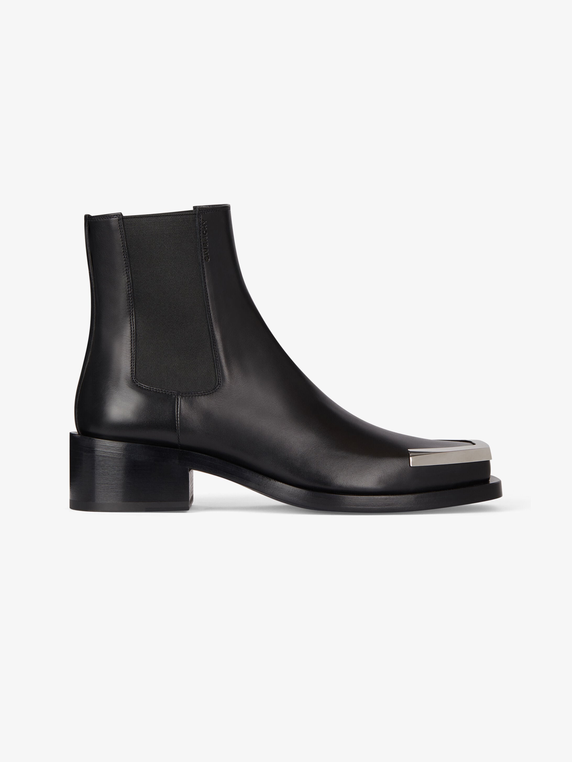 Austin chelsea boots in leather with 