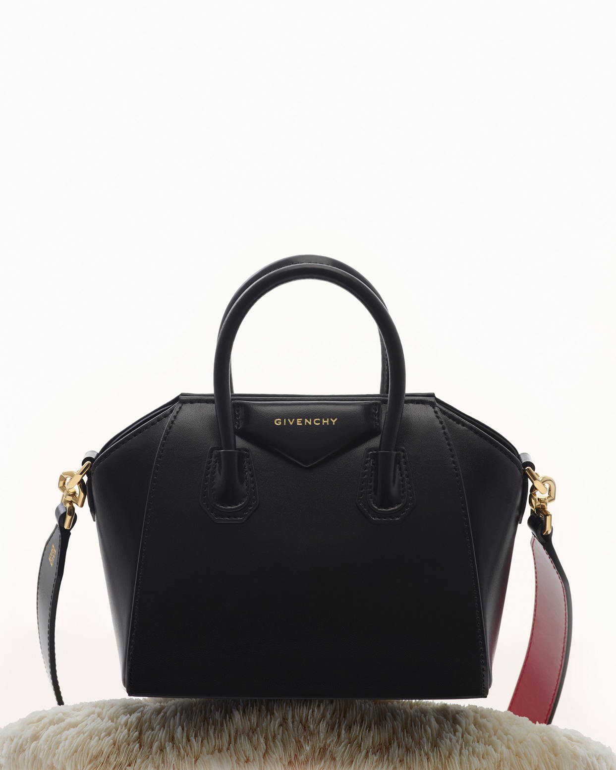 Givenchy Mini Leather Antigona Vertical Bag in Black | Lyst