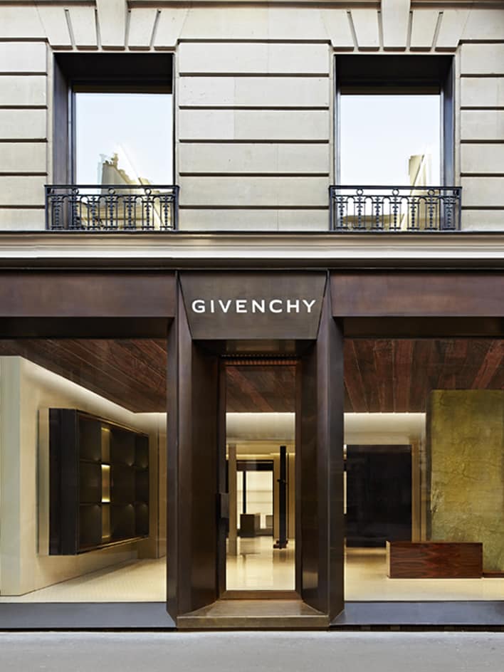 Les Boutiques Flagship De Givenchy | GIVENCHY Paris